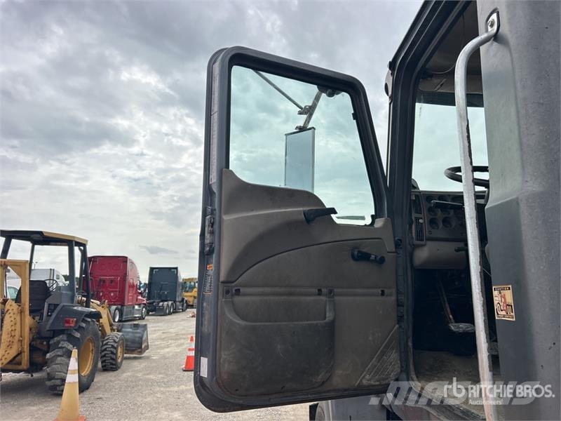 Mack CH613 Sattelzugmaschinen