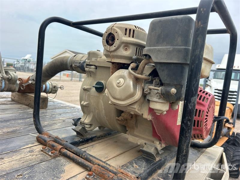 Mack CH613 Tovornjaki za vodo