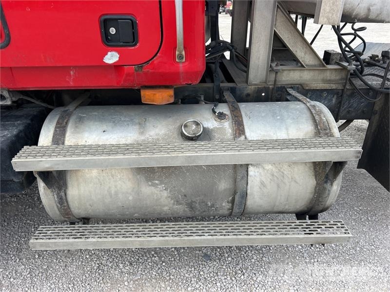 Mack CH613 Nyergesvontatók