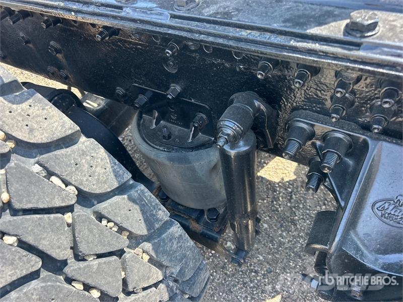 Mack CHN613 Autotractoare