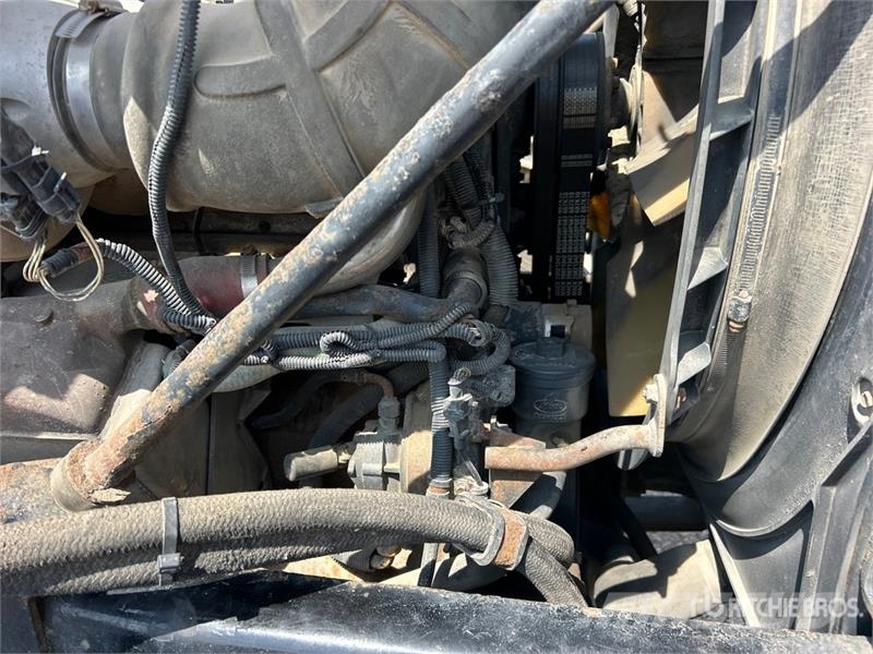 Mack CHN613 Autotractoare