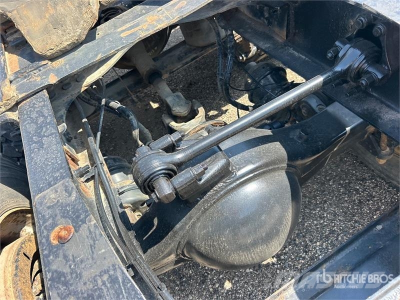 Mack CHN613 Autotractoare