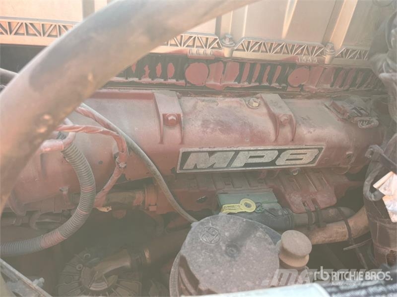 Mack CHU613 Sattelzugmaschinen