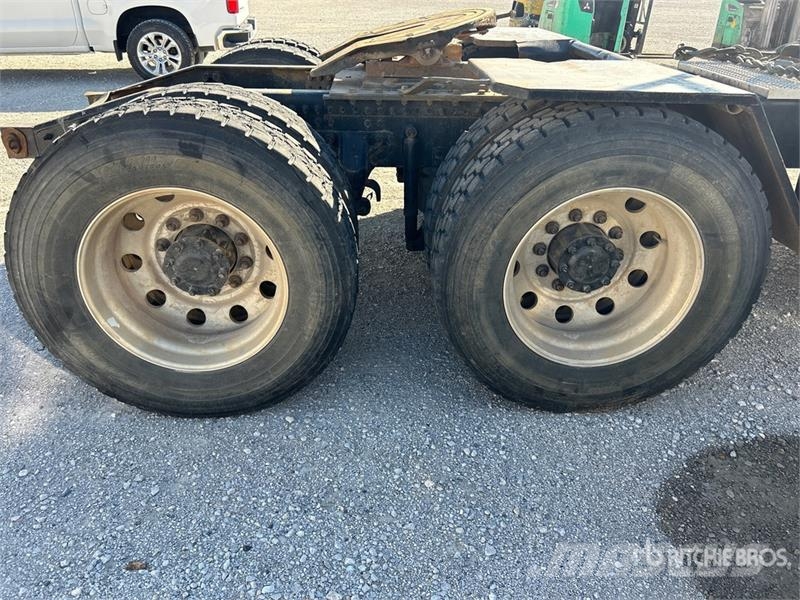 Mack CHU613 Vilcēji