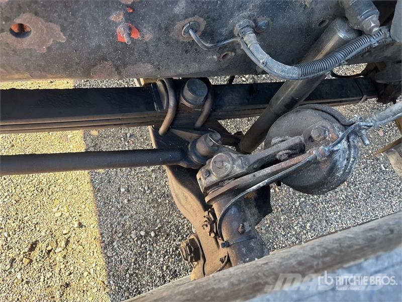Mack CL733 Autotractoare