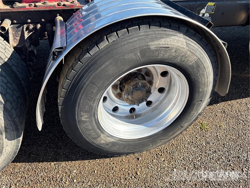 Mack CL733 Autotractoare