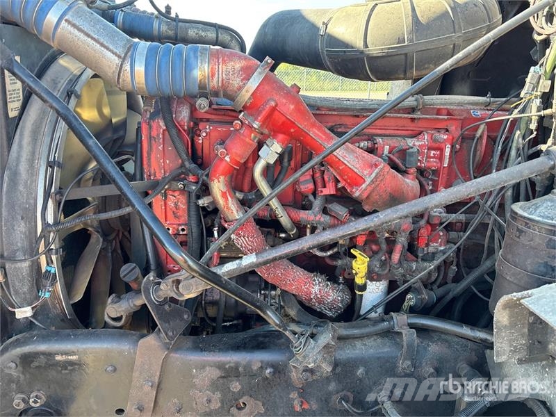 Mack CL733 Autotractoare
