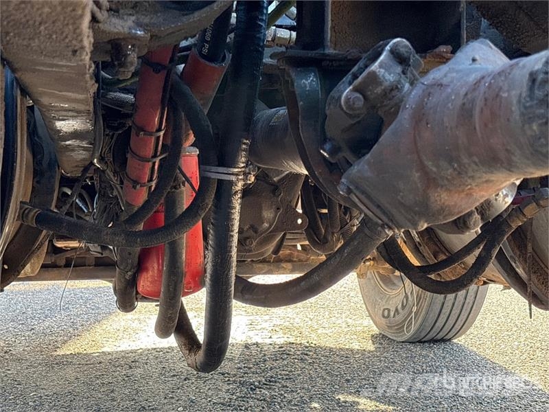 Mack CL733 Autotractoare