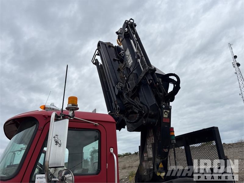 Mack CV713 Autogru