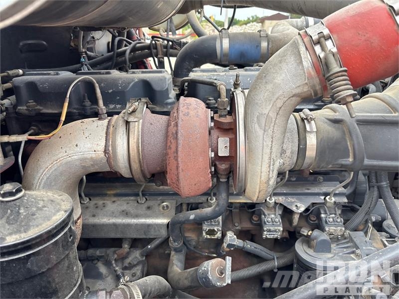 Mack CV713 Autogru