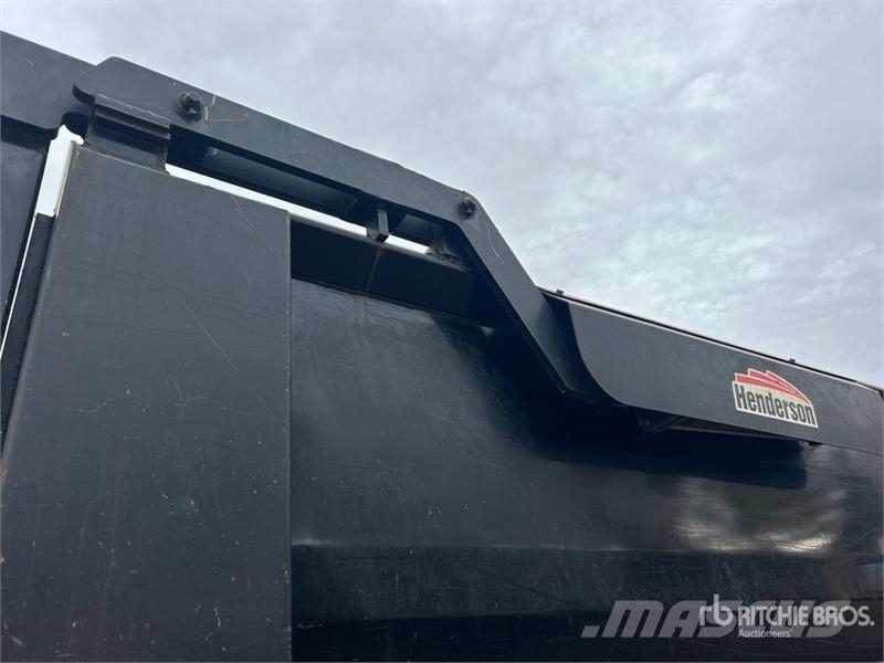 Mack CV713 6x4 S/A Dump Truck Bañeras basculantes usadas