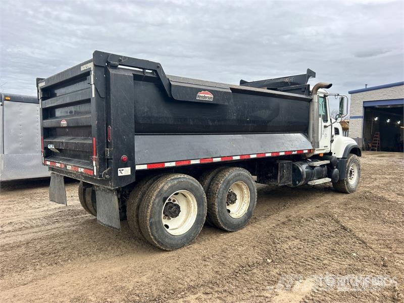 Mack CV713 6x4 S/A Dump Truck Bañeras basculantes usadas