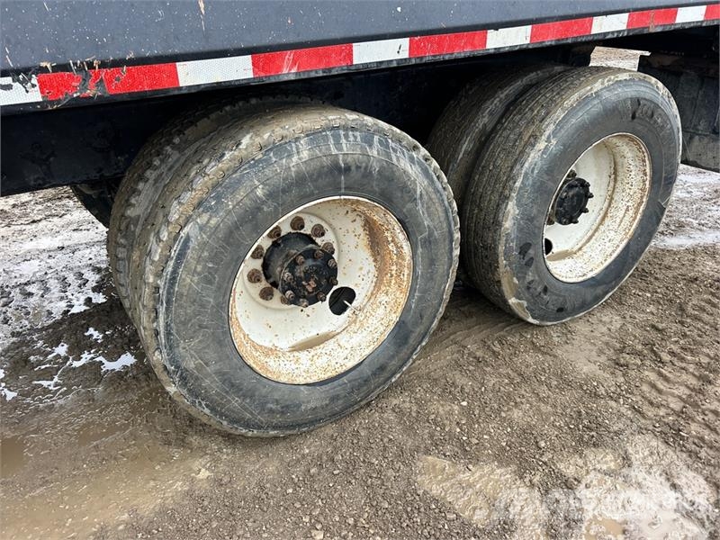 Mack CV713 6x4 S/A Dump Truck Bañeras basculantes usadas