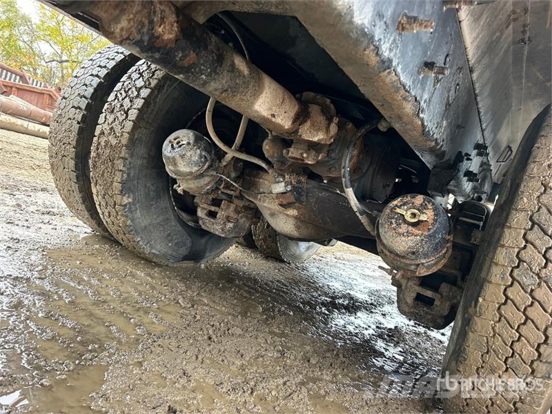 Mack CV713 6x4 S/A Dump Truck Bañeras basculantes usadas