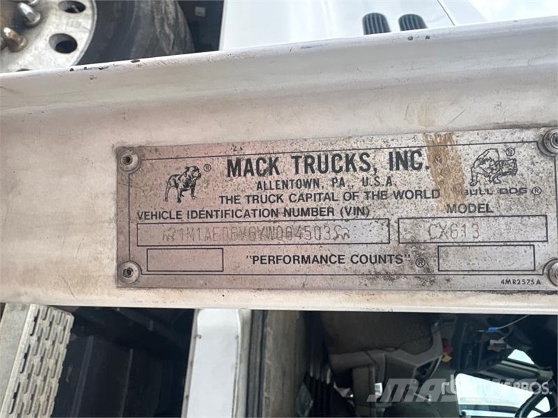 Mack CX613 Otros camiones