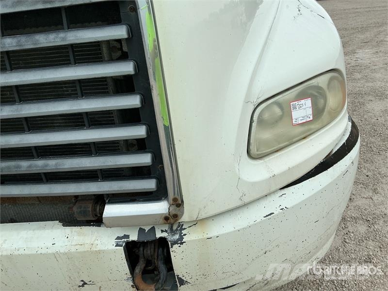 Mack CX613 Седельные тягачи