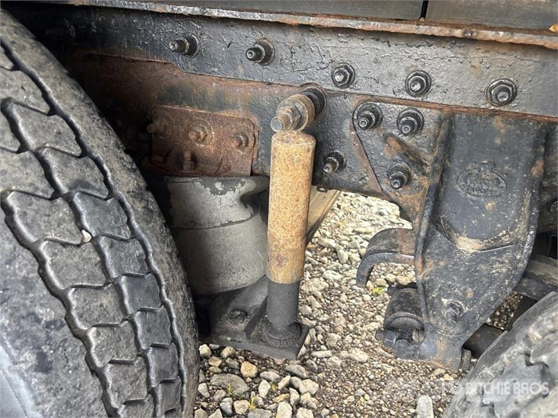 Mack CX613 6x4 Mud Mixing Truck (Inoperable) Autre camion