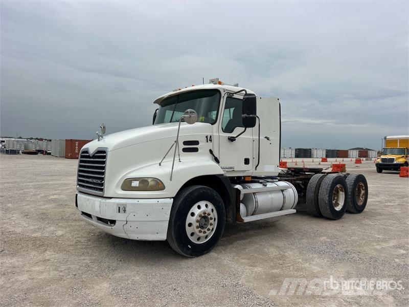 Mack CXP613 트랙터 유닛