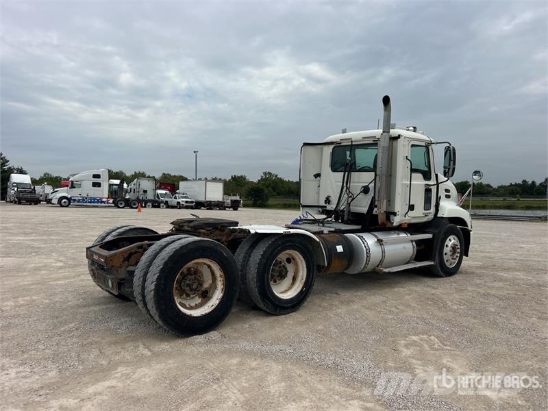 Mack CXP613 트랙터 유닛
