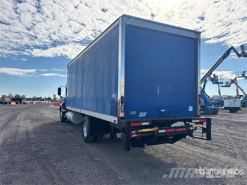 Mack CXU612 Sleeper 4x2 Van Truck Caminhões baú