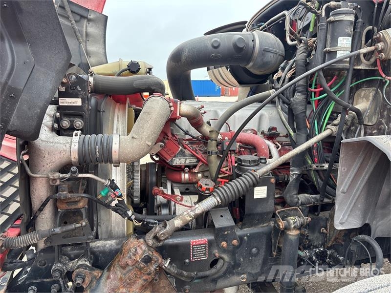 Mack CXU613 Truck Tractor Units