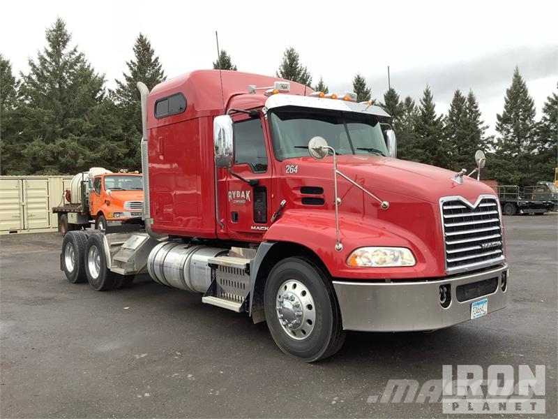 Mack CXU613 Truck Tractor Units