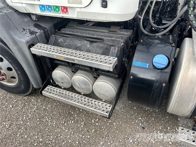 Mack CXU613 Dragbilar
