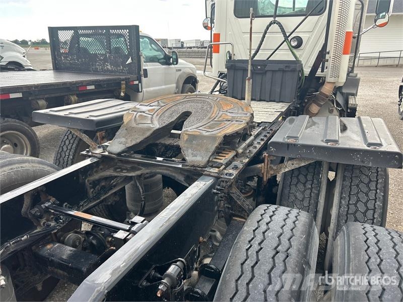 Mack CXU613 Dragbilar