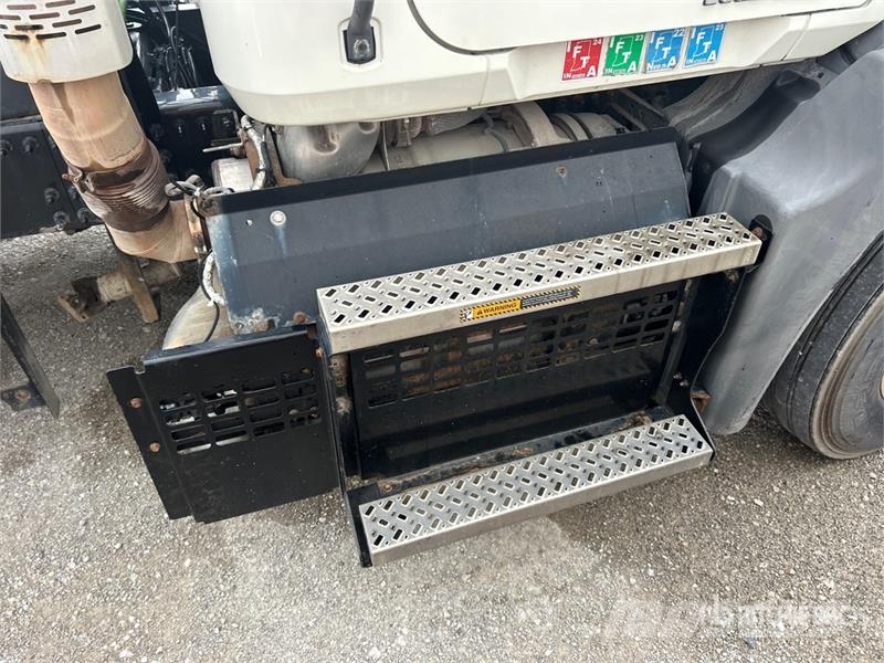 Mack CXU613 Dragbilar