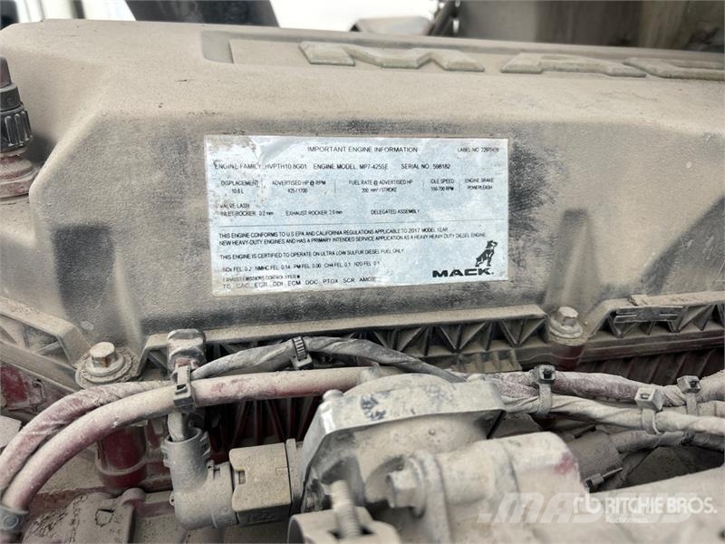 Mack CXU613 Dragbilar