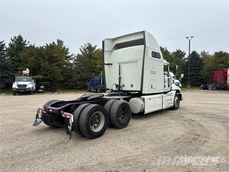 Mack CXU613 Prime Movers