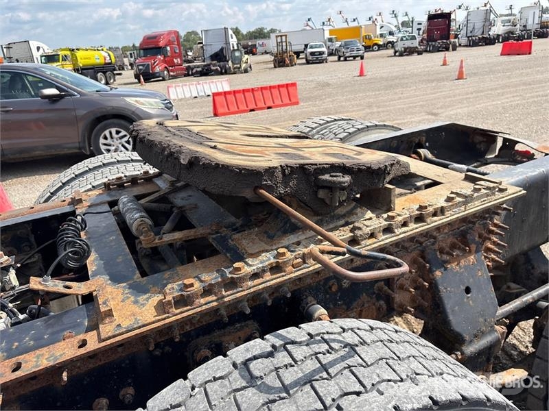 Mack CXU613 وحدات الجر