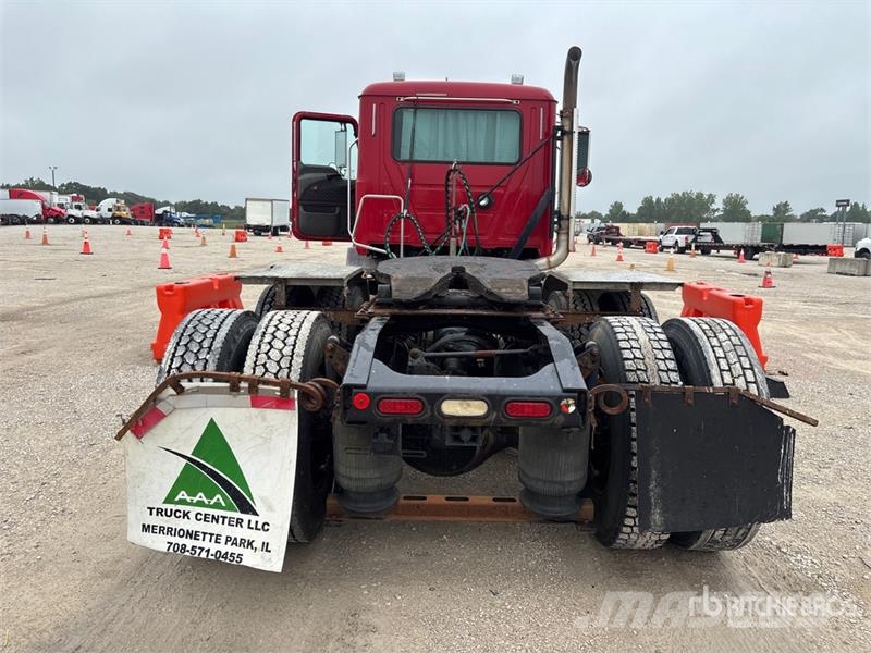 Mack CXU613 Truck Tractor Units