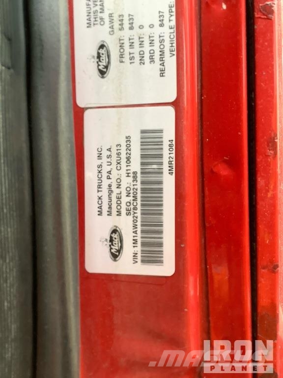 Mack CXU613 Truck Tractor Units
