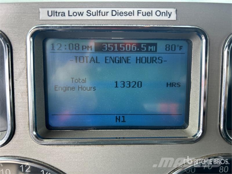 Mack CXU613 曳引機組件