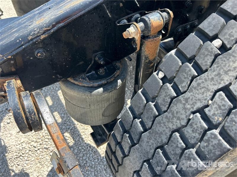 Mack CXU613 曳引機組件