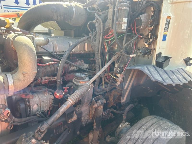 Mack CXU613 Traktorske jedinice