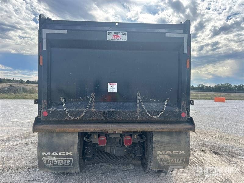 Mack GR84F Granite 8x4 Tri/A Dump Truck Kipper