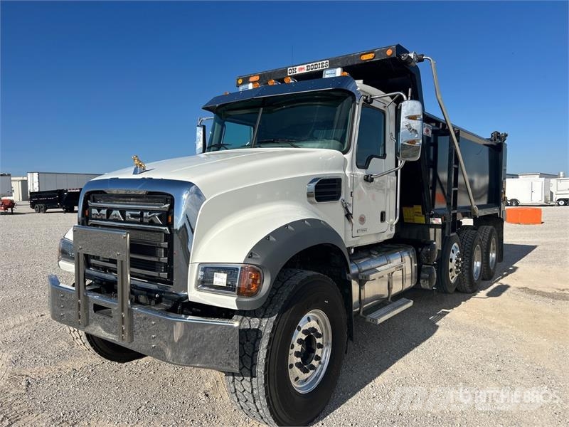 Mack GR84F Granite 8x4 Tri/A Dump Truck Kipper