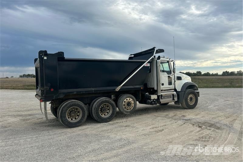 Mack GR84F Granite 8x4 Tri/A Dump Truck Kipper