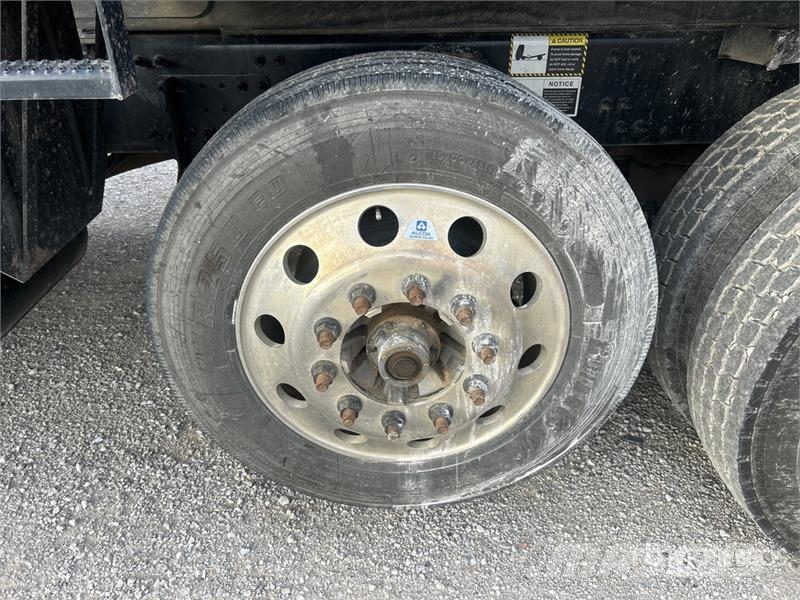 Mack GR84F Granite 8x4 Tri/A Dump Truck Kipper