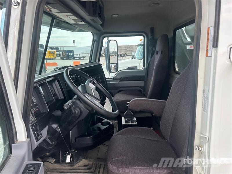 Mack GR84F Granite 8x4 Tri/A Dump Truck Kipper