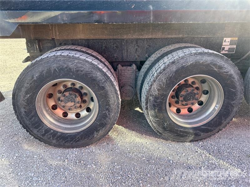 Mack GR84F Granite 8x4 Tri/A Dump Truck Kipper