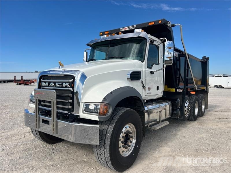 Mack GR84F Granite 8x4 Tri/A Dump Truck Kipper