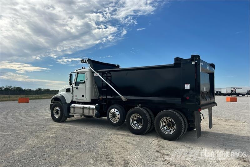 Mack GR84F Granite 8x4 Tri/A Dump Truck Kipper