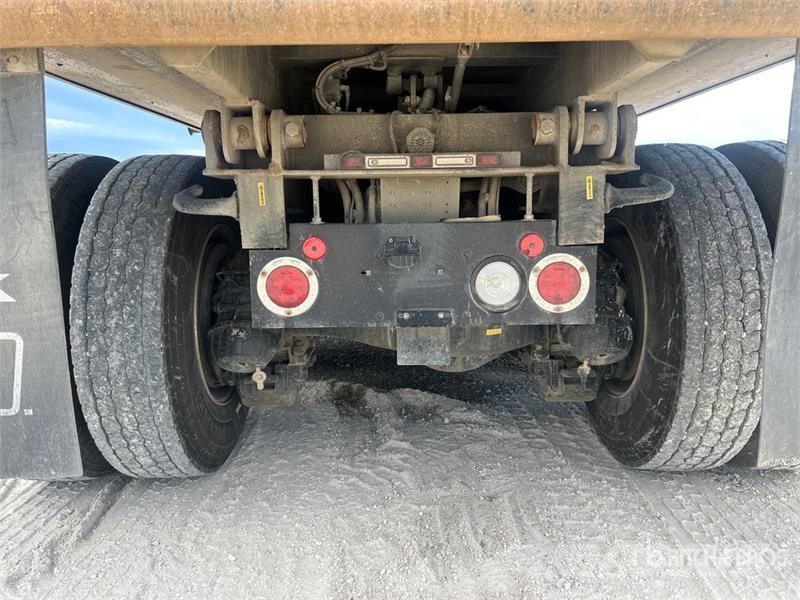 Mack GR84F Granite 8x4 Tri/A Dump Truck Kipper