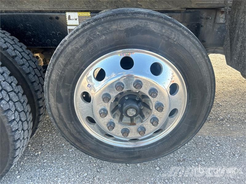 Mack GR84F Granite 8x4 Tri/A Dump Truck Kipper