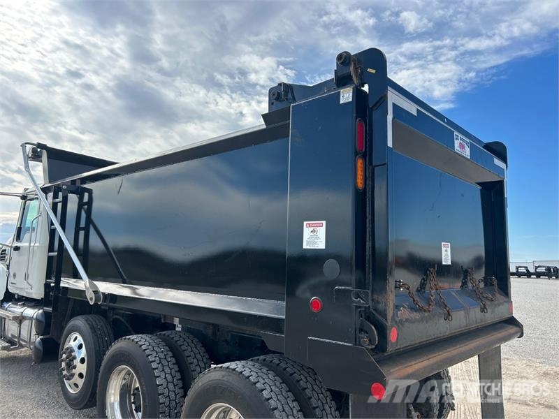 Mack GR84F Granite 8x4 Tri/A Dump Truck Kipper