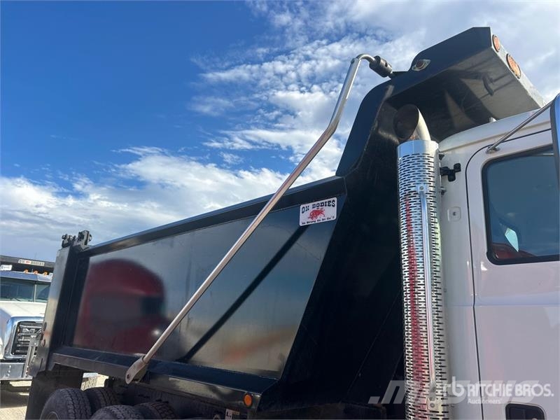 Mack GR84F Granite 8x4 Tri/A Dump Truck Kipper