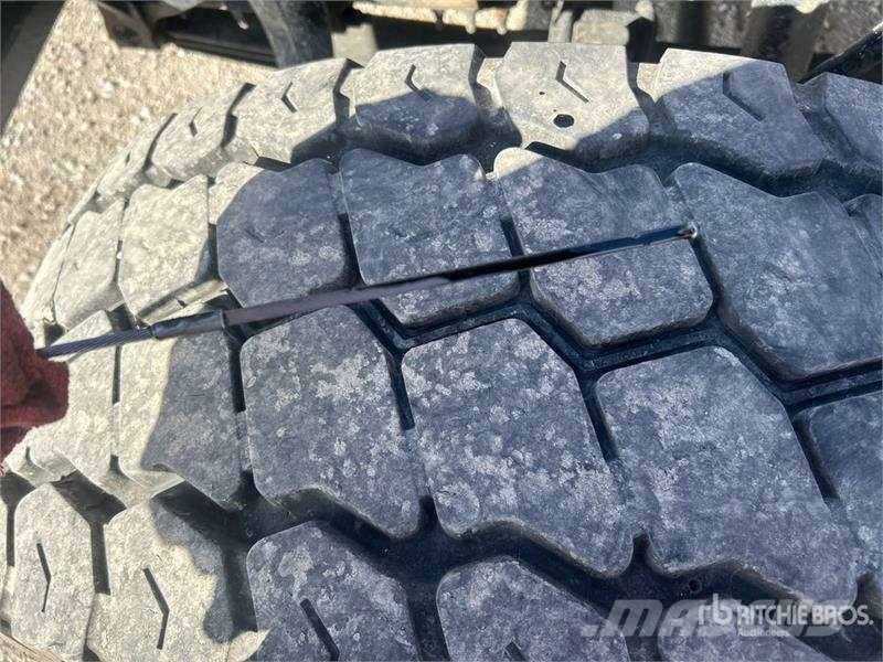 Mack GR84F Granite 8x4 Tri/A Dump Truck Kipper
